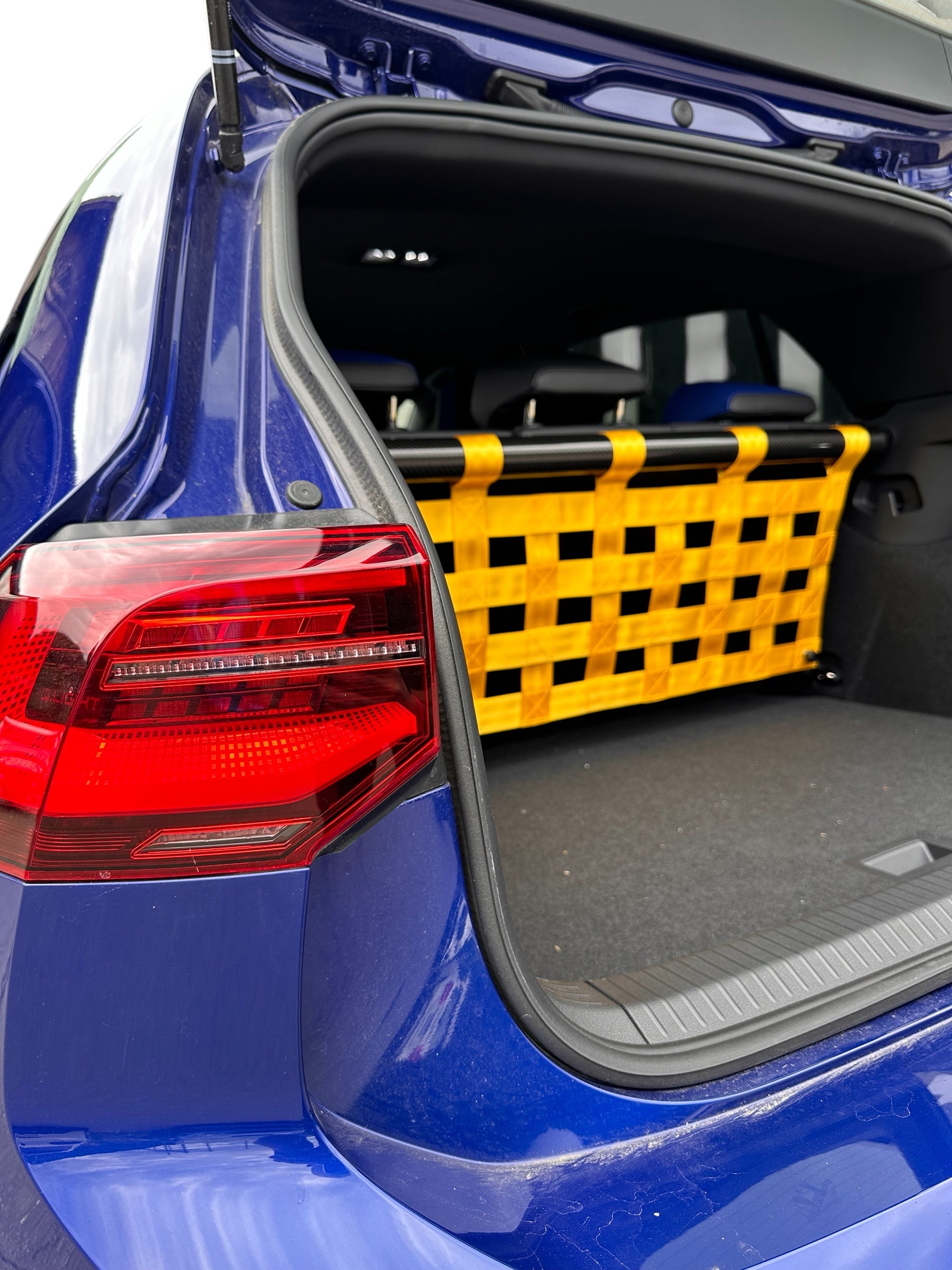 Clubsportnetz Kit mit Quick Release Carbon für VW Golf 8 GTI/R