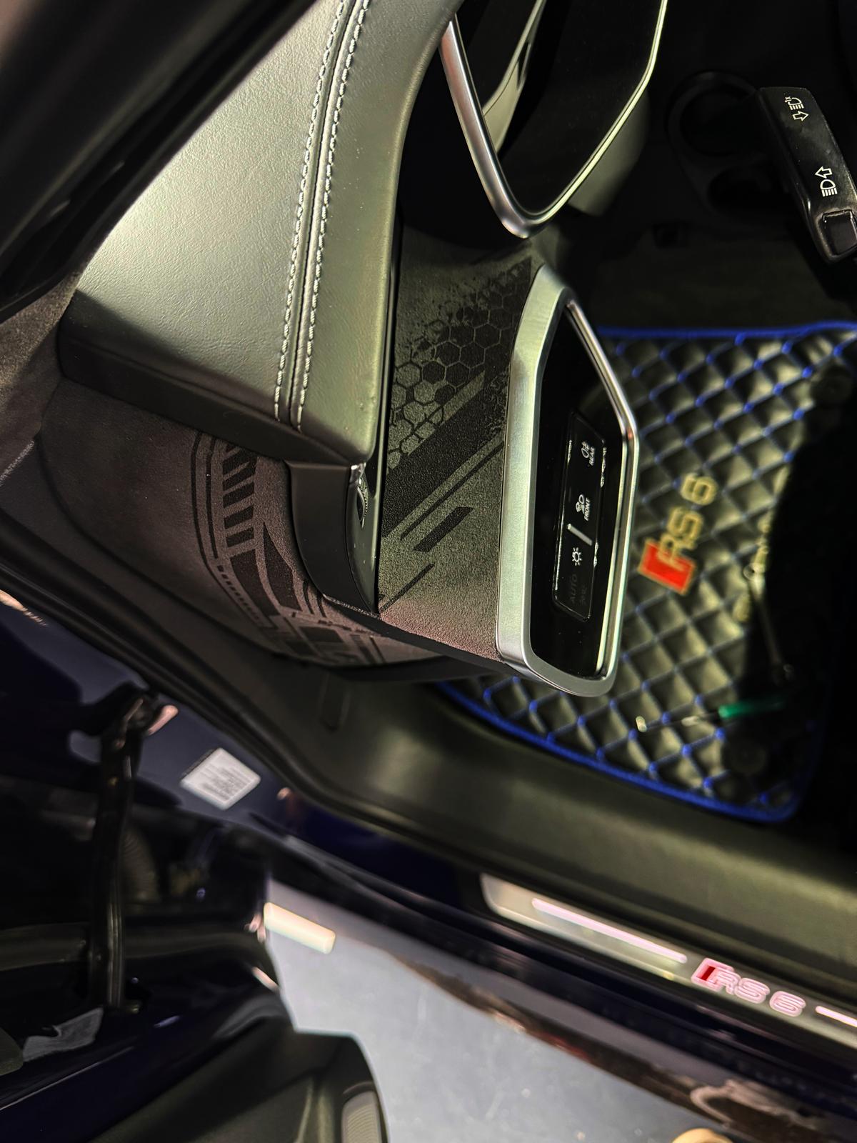 Seitenblenden aus original Audi Dynamica – individuell graviert RS6 RS7 RSQ8